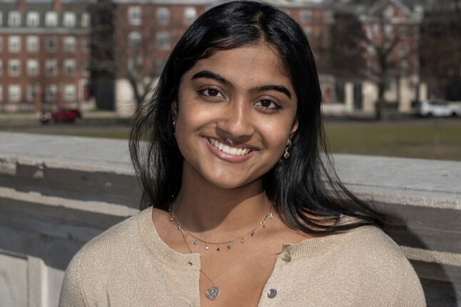 Harvard SEAS student Shivani Srikanth, A.B. '26