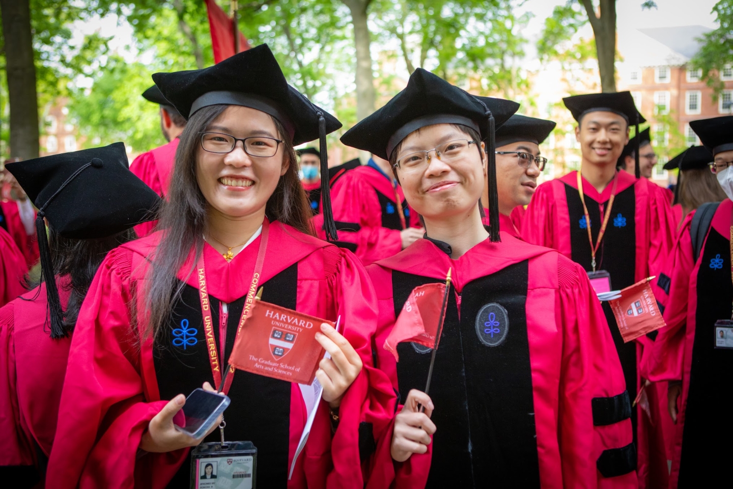Jingmei Hu and Ziwei Qiu